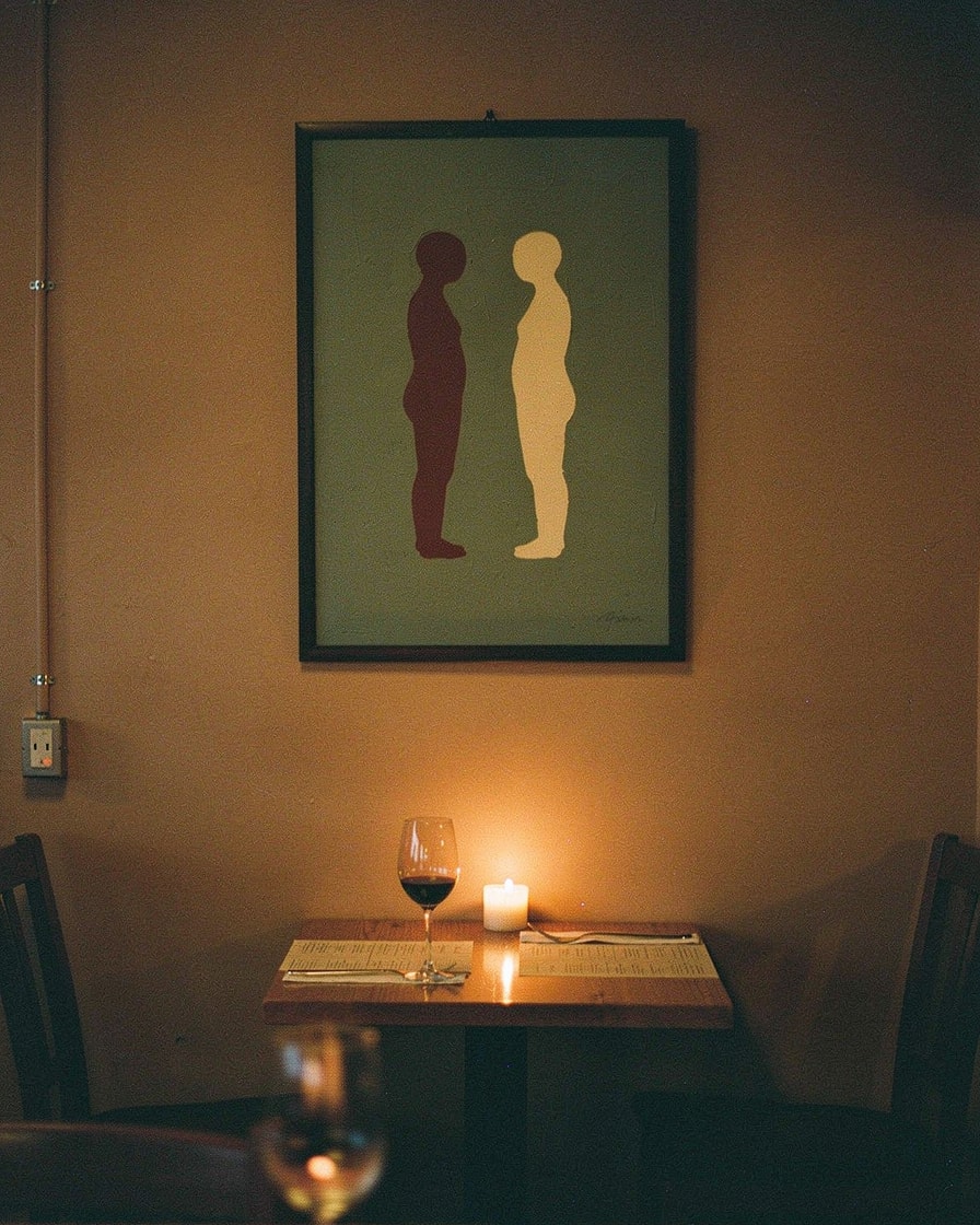 Two Figures in Dialogue — Restaurant